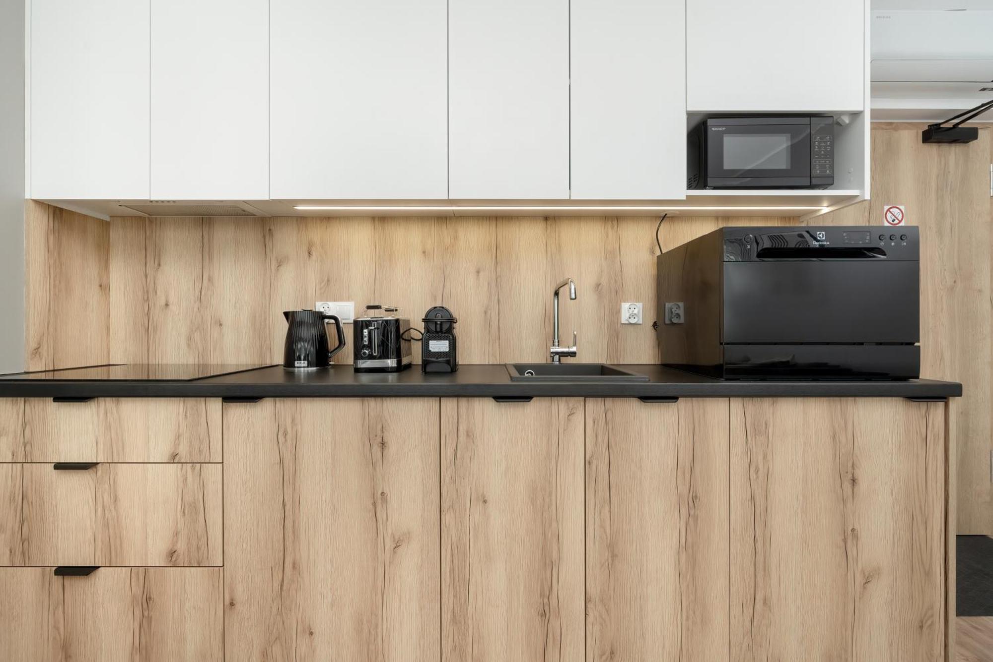 Apartamenty Zwycieska Z Klimatyzacja, Free Garage Wroclaw By Noclegi Renters 외부 사진