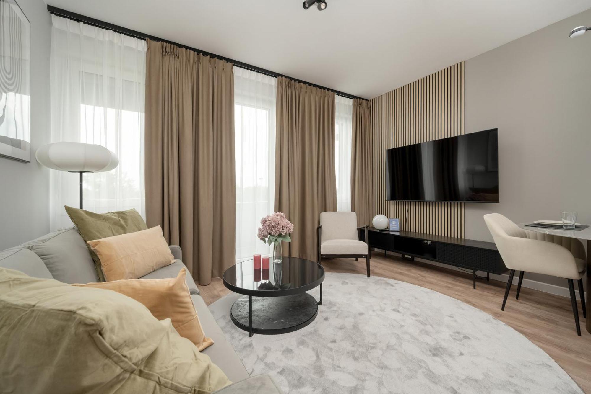 Apartamenty Zwycieska Z Klimatyzacja, Free Garage Wroclaw By Noclegi Renters 외부 사진