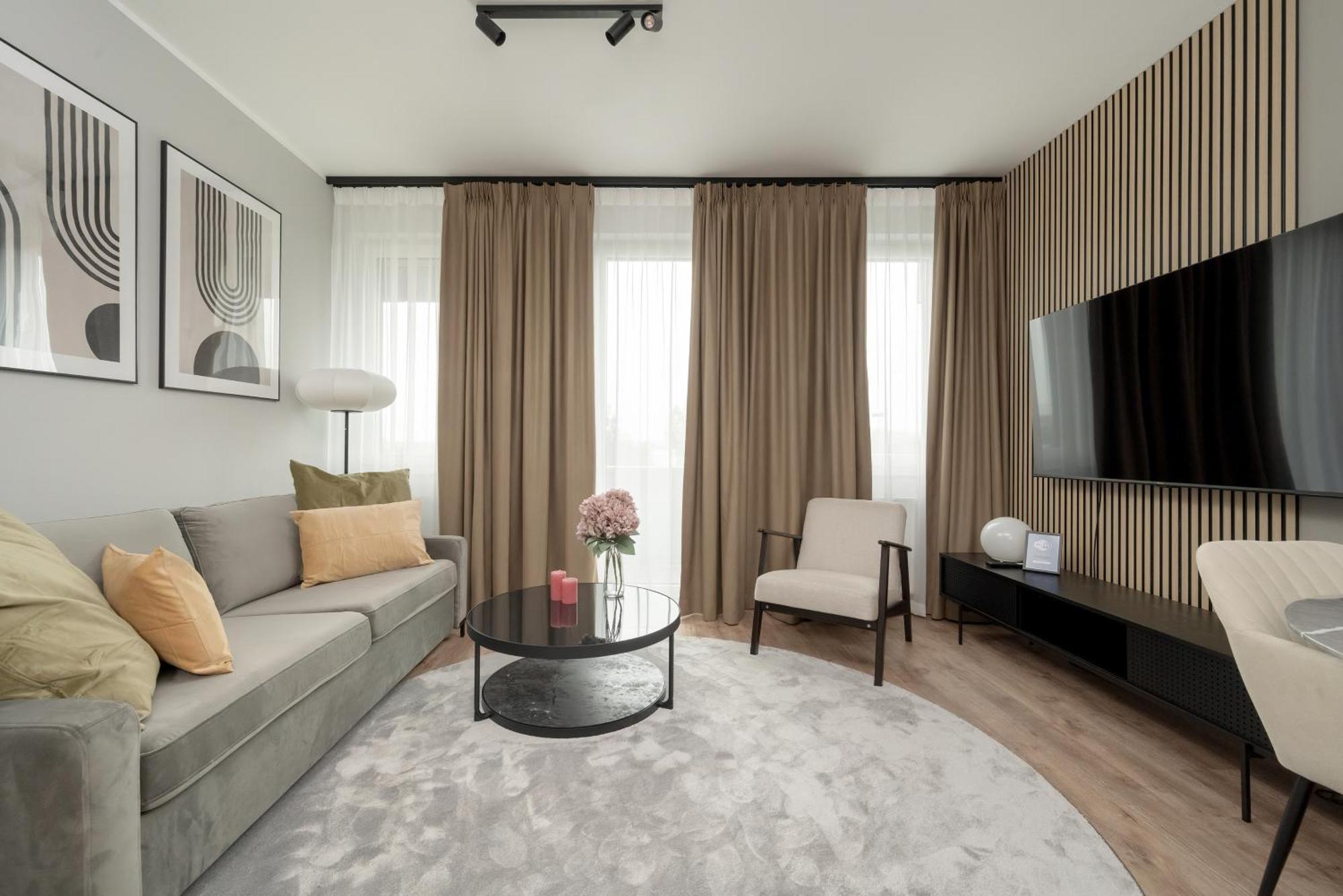 Apartamenty Zwycieska Z Klimatyzacja, Free Garage Wroclaw By Noclegi Renters 외부 사진